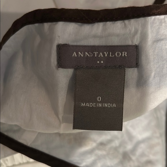 NWOT Ann Taylor Embroidered Floral Women's Camisole - Blue and White. gorgeous.. - Picture 6 of 6